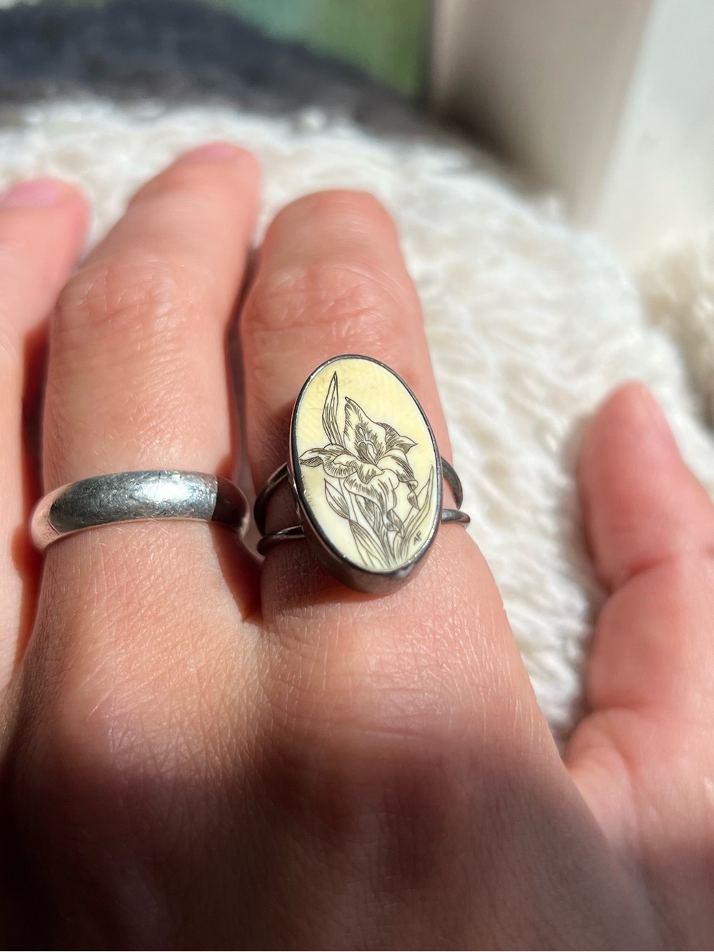 Vintage Sterling Scrimshaw Flower Ring